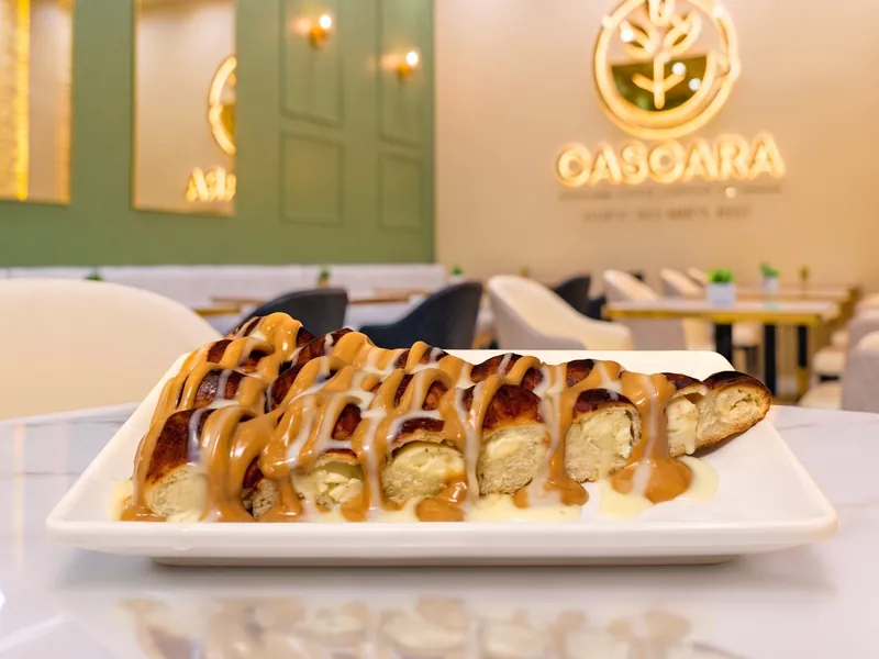 Cinnamon Roll Honeycomb