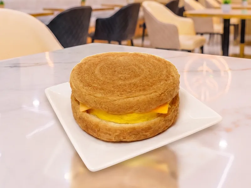Croissant Egg & Cheese